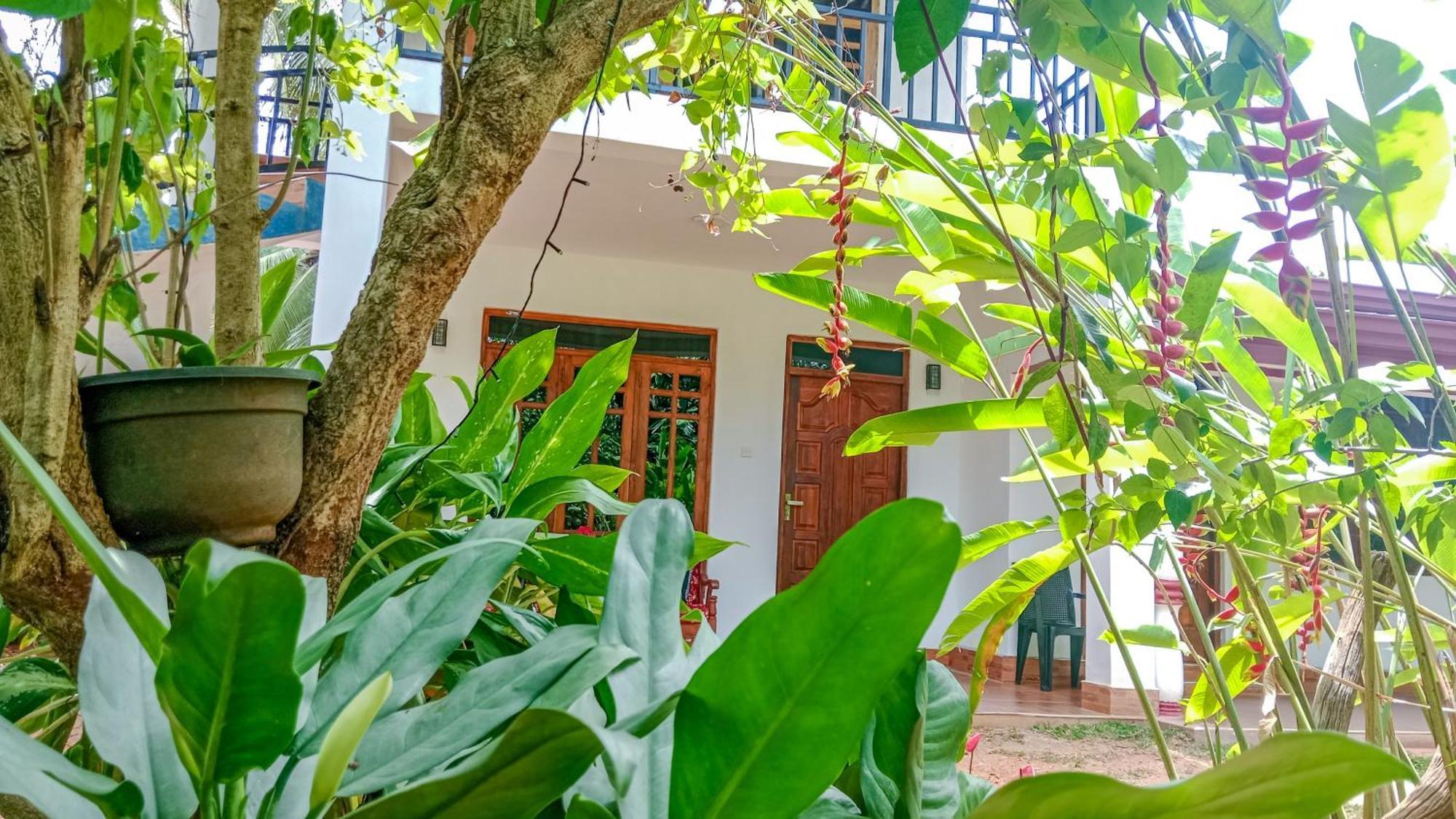Gimhana Homestay Szigirija Kültér fotó