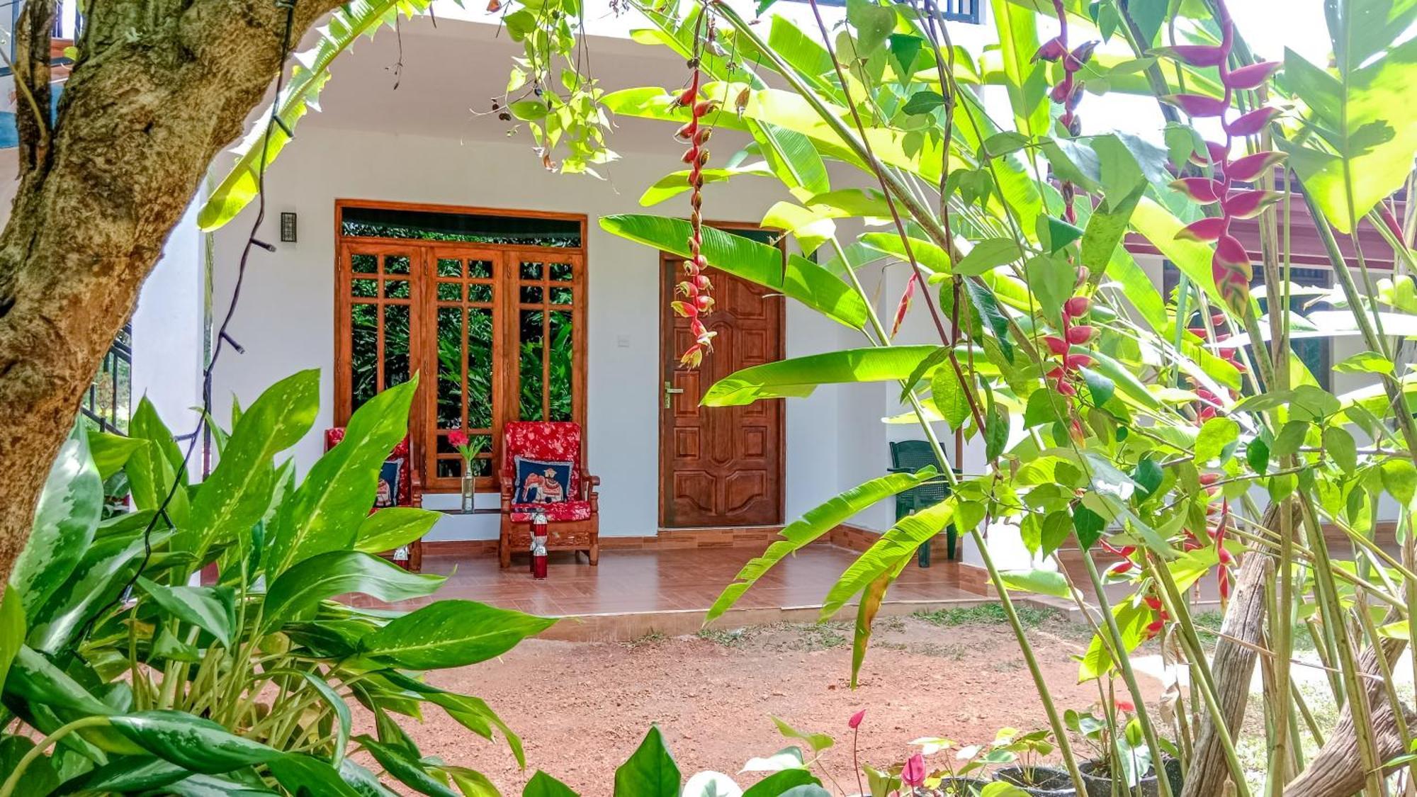 Gimhana Homestay Szigirija Kültér fotó
